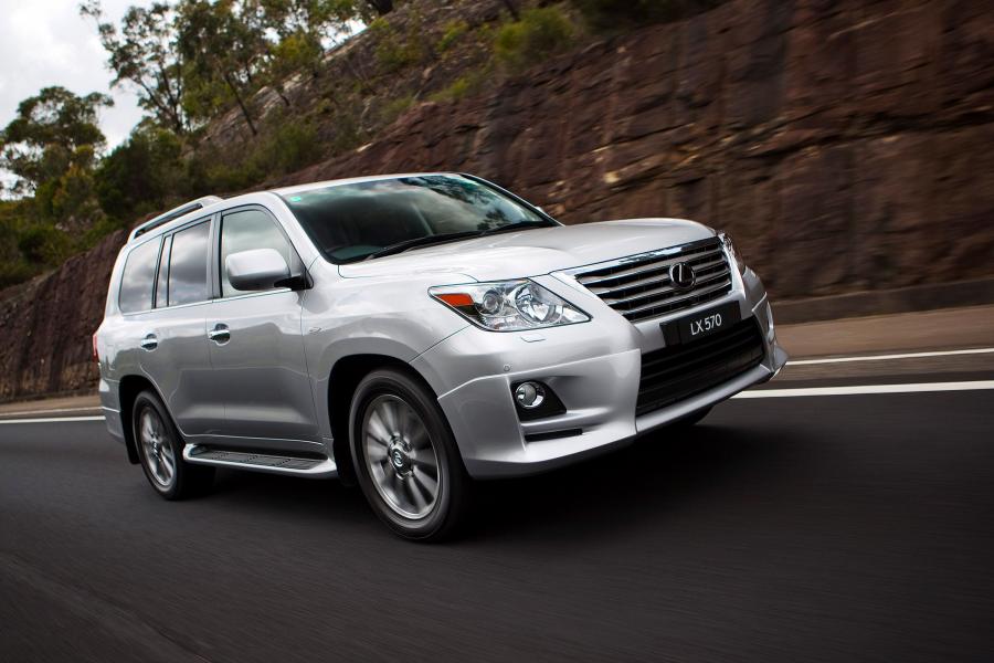  Lexus LX570 2008 года  (фото 162 из 221)